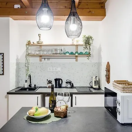 3br Duplex With Terrace Apartman