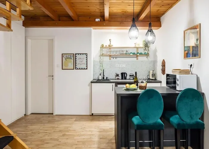 3br Duplex With Terrace * Budapest