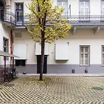 דירה 3br Duplex With Terrace בודפשט