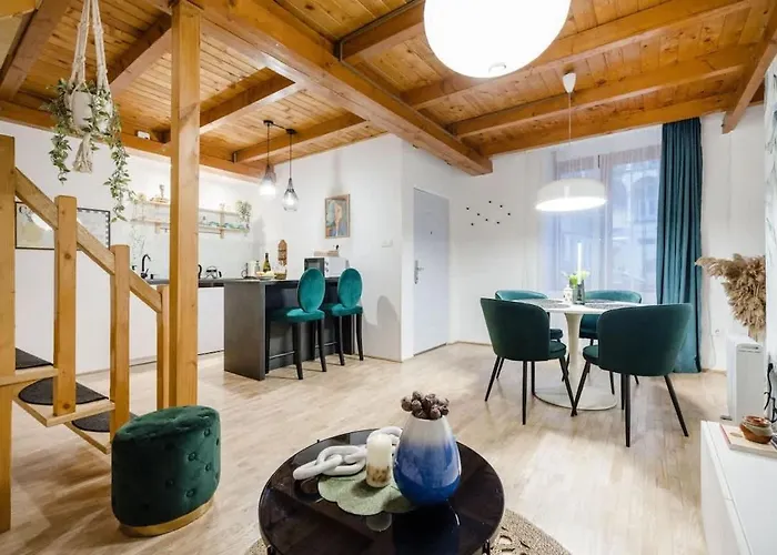 3br Duplex With Terrace